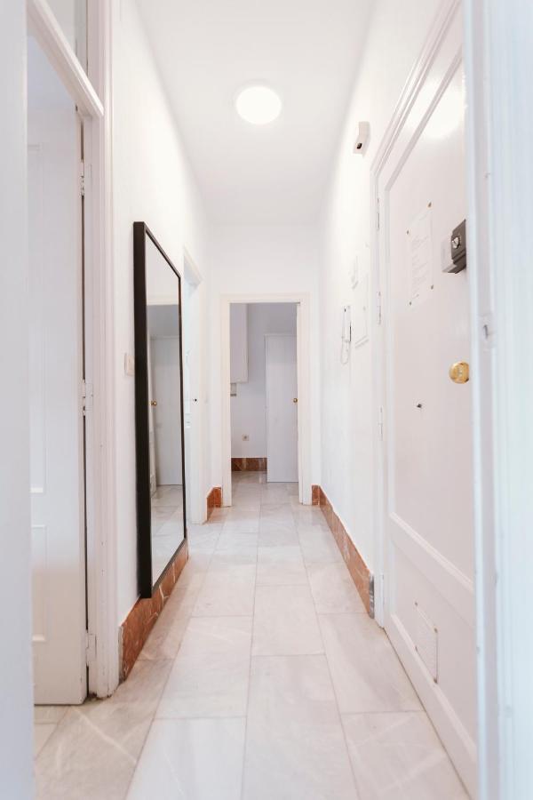 Апартаменти Bright And Cozy-1Bd 1Bth & 2Bd 1Bth- La Giralda Севілья Екстер'єр фото